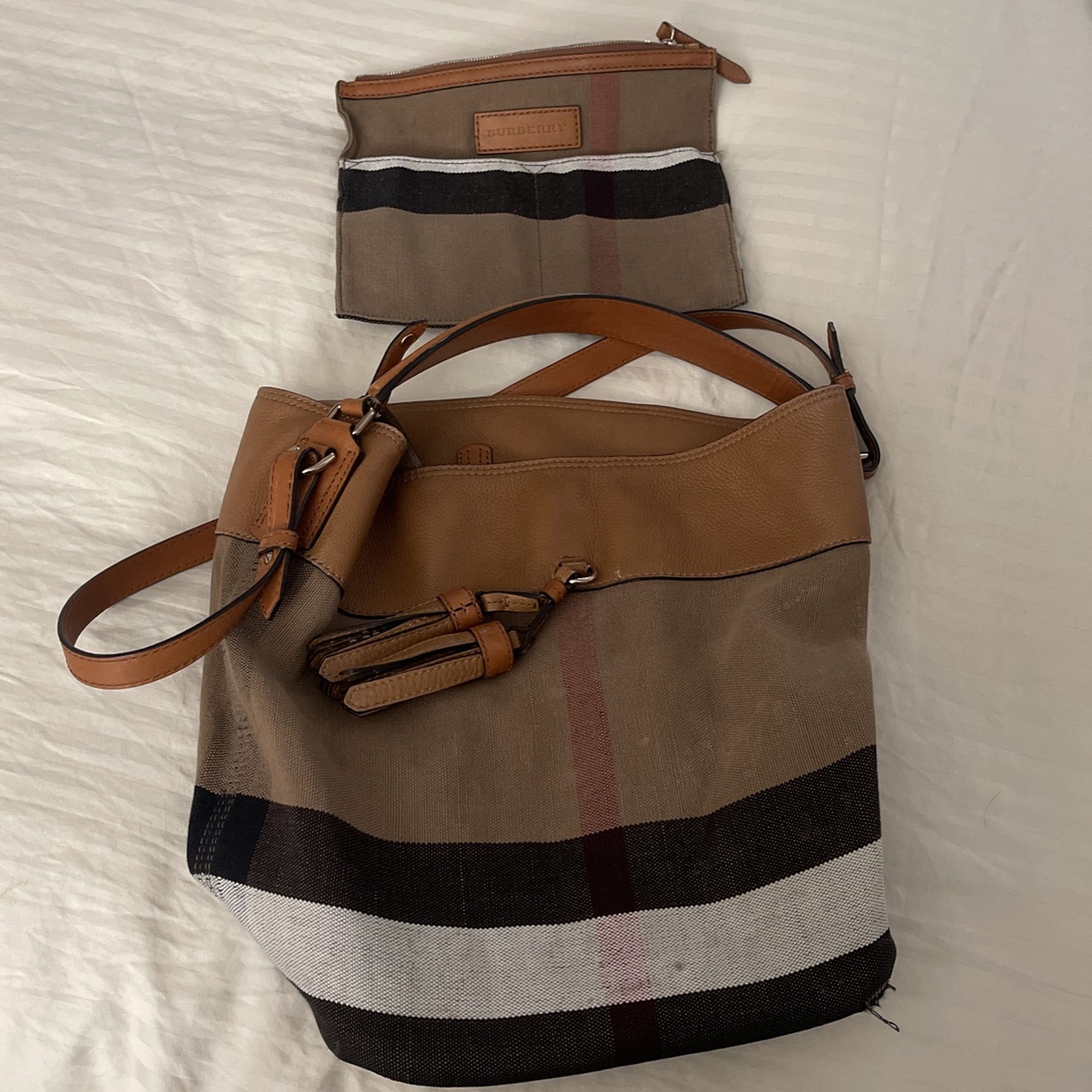 Burberry Bucket