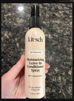 NEW KITSCH MOISTURIZING LEAVE IN CONDITONING SPRAY HAIR FULL SIZE $10!