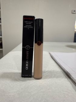 Armani Concelour