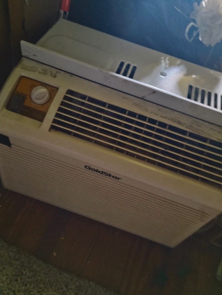Window Air Conditioner