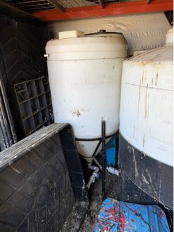Water container
