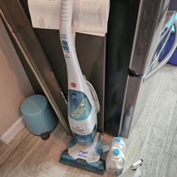 Hoover Floor Mate Floor Scrubber 
