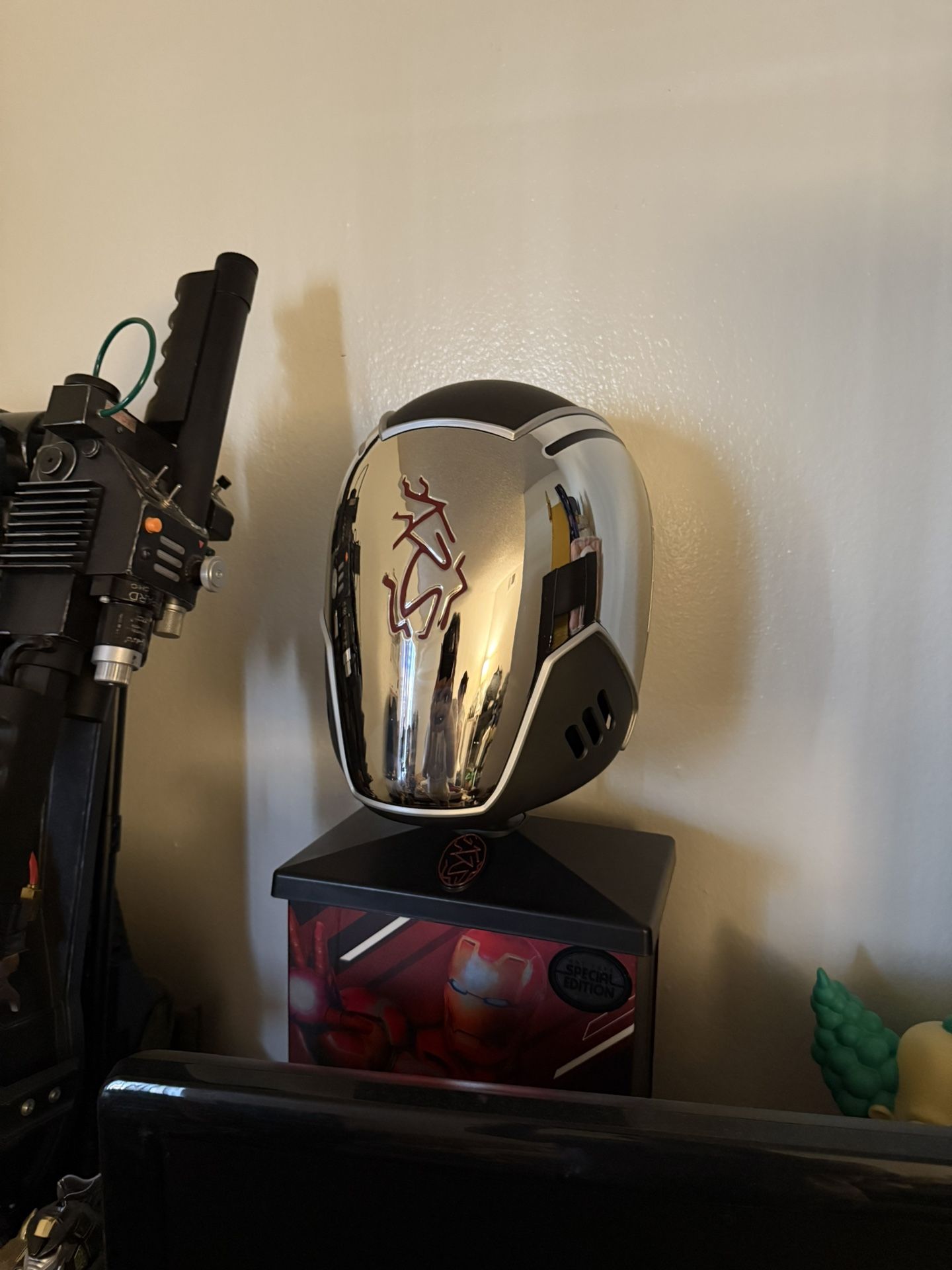 Ren Helmet
