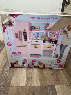 The Disney Princess Style Collection Fresh Prep Gourmet Kitchen Playset