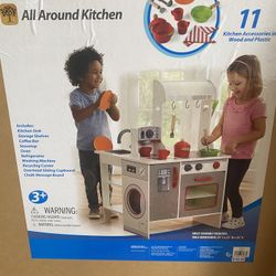 New Play Kitchen 