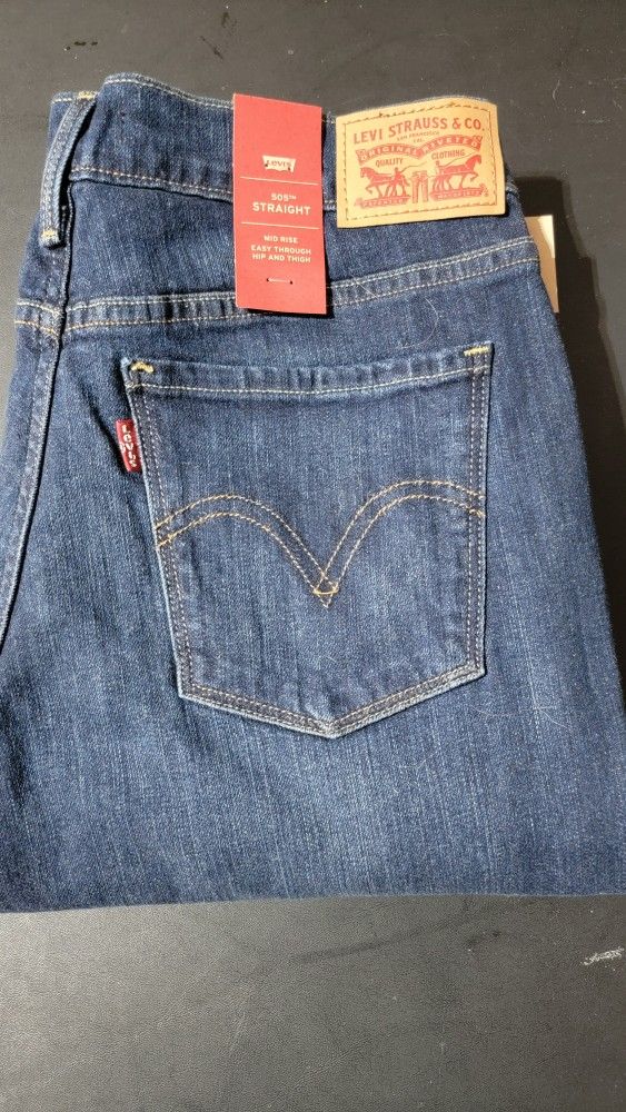 Ladies 505 Levi's