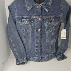 Womens Small(4-6) Time & Tru Denim Jacket 