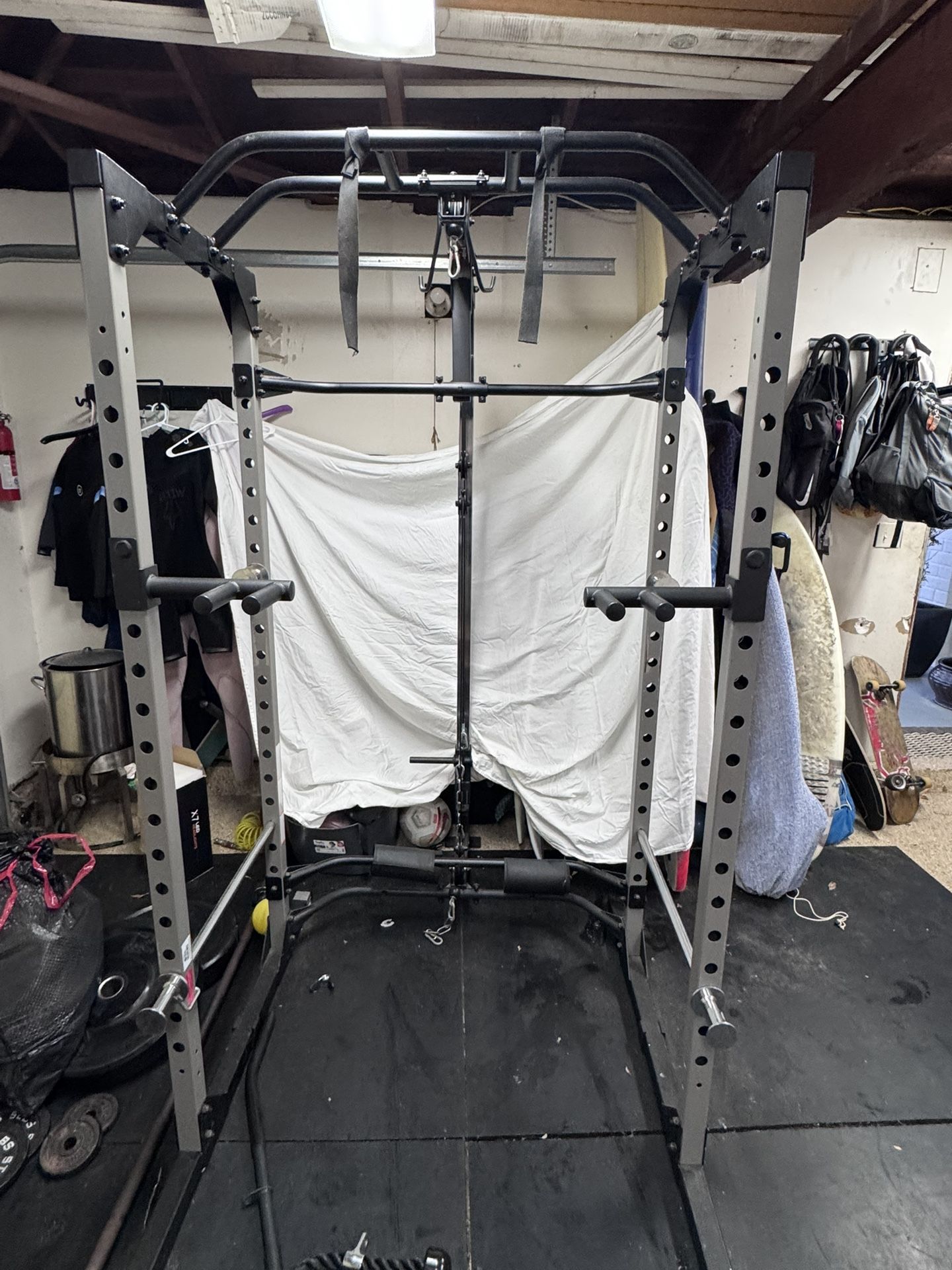 Fitness Reality Squat Cage With Cable Attachment