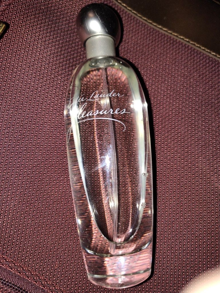 Estee Lauder pleasures Perfume 3.4 Oz