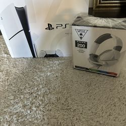 PS5 In Box And Brand NEW w/controller And Wireless Headset