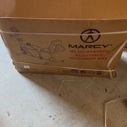 Marcy 709 Magnetic Resistance recumbent bike