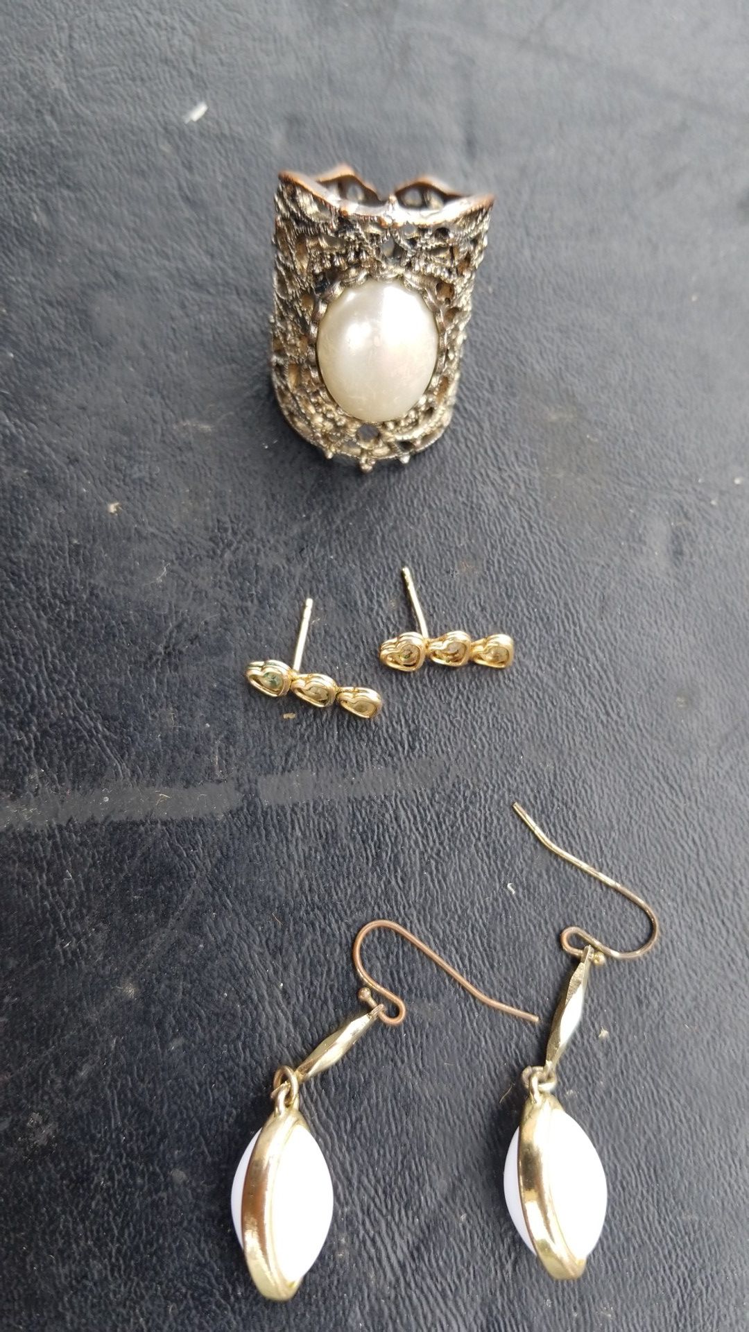 Earnings and a ring $1 each