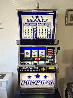 25c Dallas Cowboys Slot Machine - IGT S2000