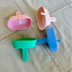 4-Piece Silicone Drip-Free Popsicle Holders with Straws