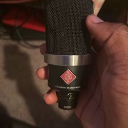 Neumann TLM 102