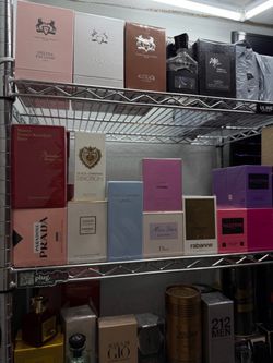 Perfumes colognes