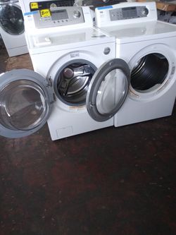 LG front load washer and dryer set working perfectly