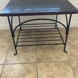End table Wrough Iron And Black Top