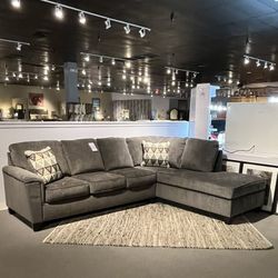 Grey 2pc Chaise Sectional Couch