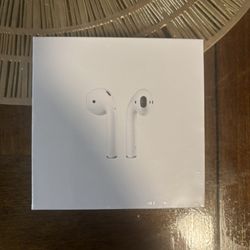 Apple AirPods 4th Generation 