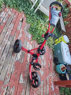 clicgear 3 Wheel Push Cart Excellent Used Condition