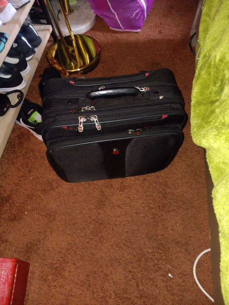 wenger swiss gear black laptop briefcase