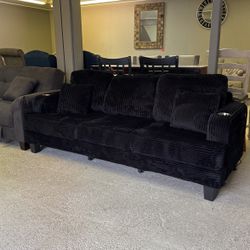 Sofa With Cup Holders 