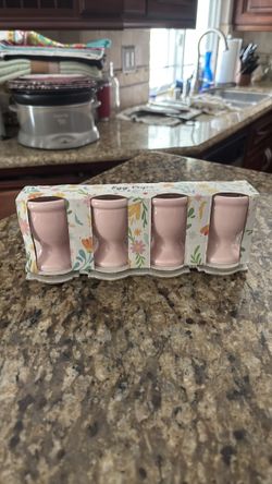 New 4 Pink Porcelain Egg Cups