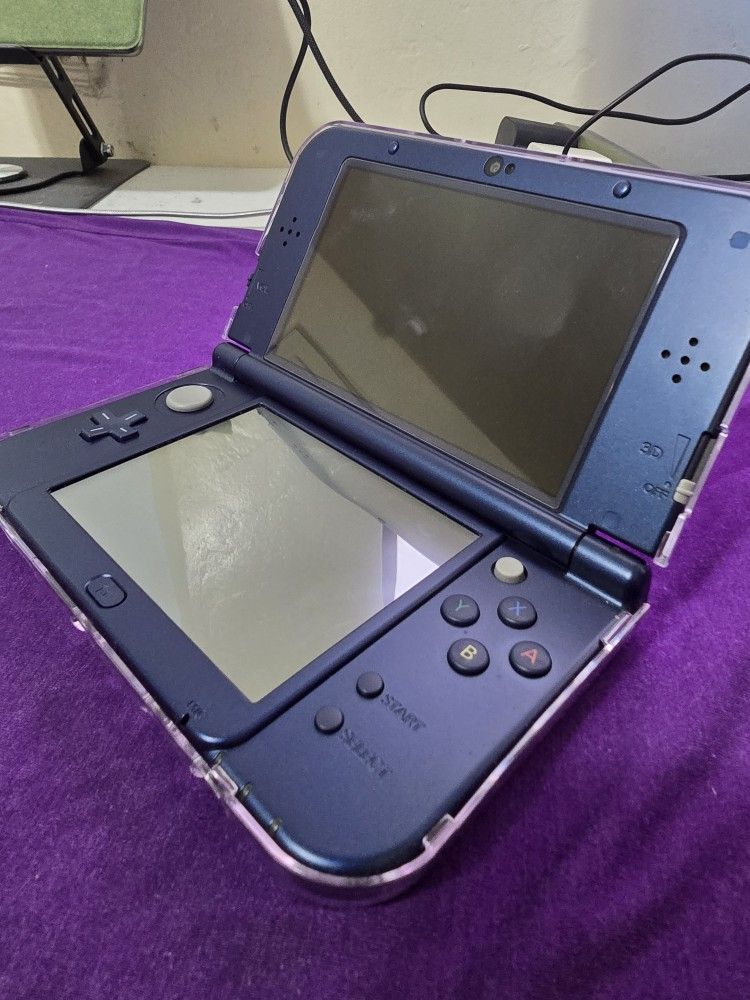 New Nintendo 3DS XL Galaxy Edition