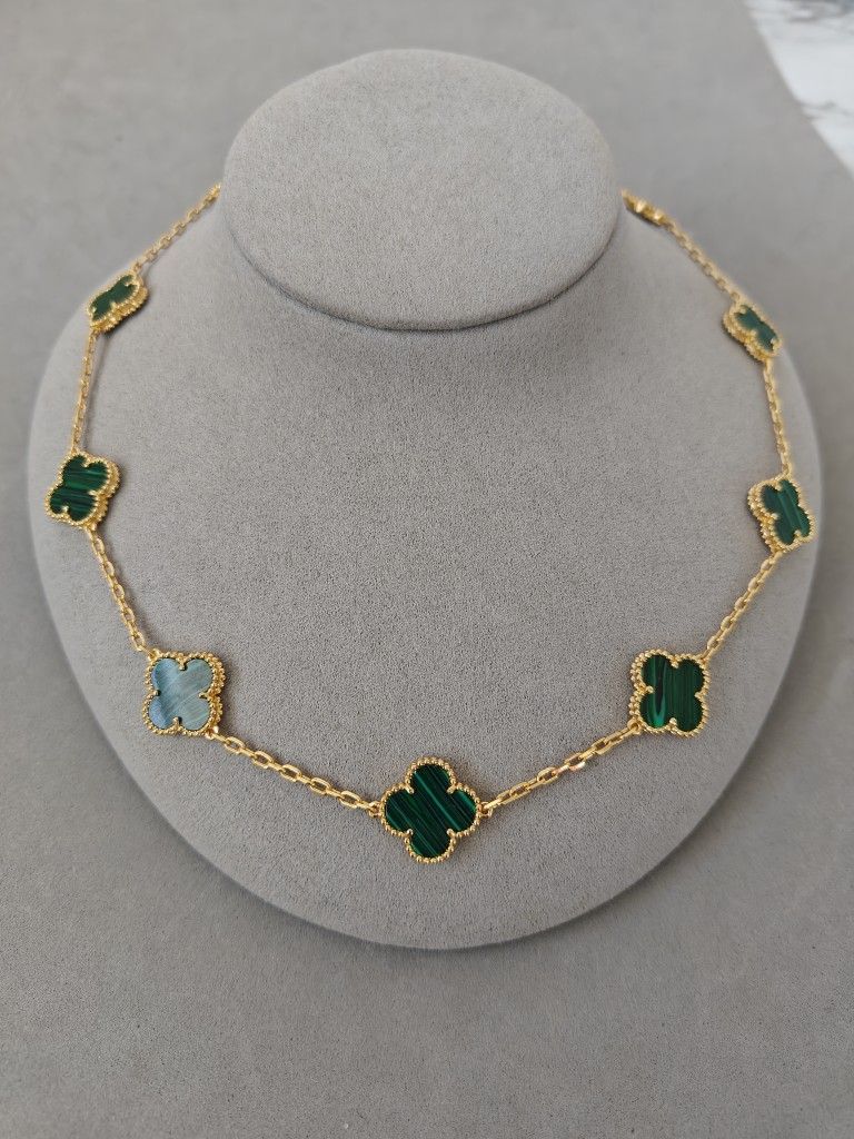 VCA Clover Necklace Green 10 Motif