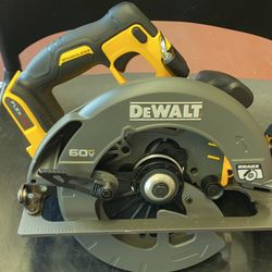 DEWALT FLEXVOLT 60-Volt MAX Cordless Brushless 7-1/4 in. Circular Saw with Brake (Tool-Only)