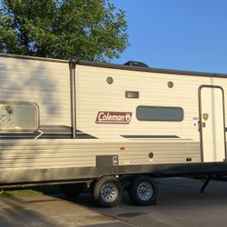2022 Coleman Lantern LT 262BH Travel Trailer