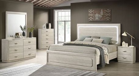 Brand New Grey 4pc Queen Bedroom Set (Available in Eastern King)