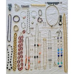 Vintage to Modern Fashion Jewelry Necklace, Bracelet Over 30 Pieces