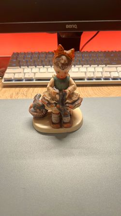 Vintage Figurine - Girl Knitting