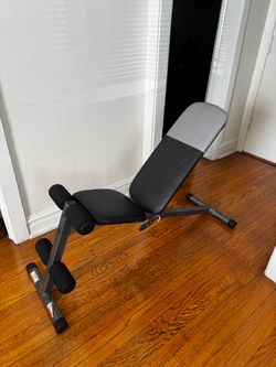 Adjustable Weight Bench
