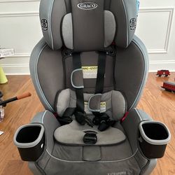 Graco Extend2Fit 3 in1 convertible car seat