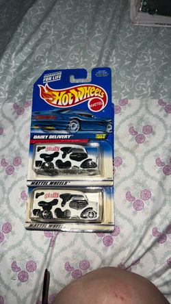 Hw Dairy Delivery truck