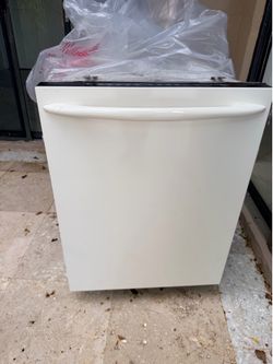 Rarely used DISH WASHER
