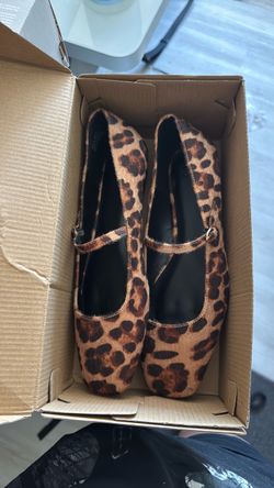 Leopard Print Shoes (ballet flats)