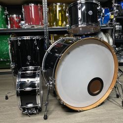 Gretsch Catalina Club Drum Kit Piano Black