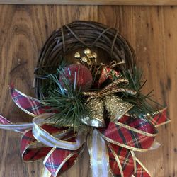 Holiday Mini Wreath