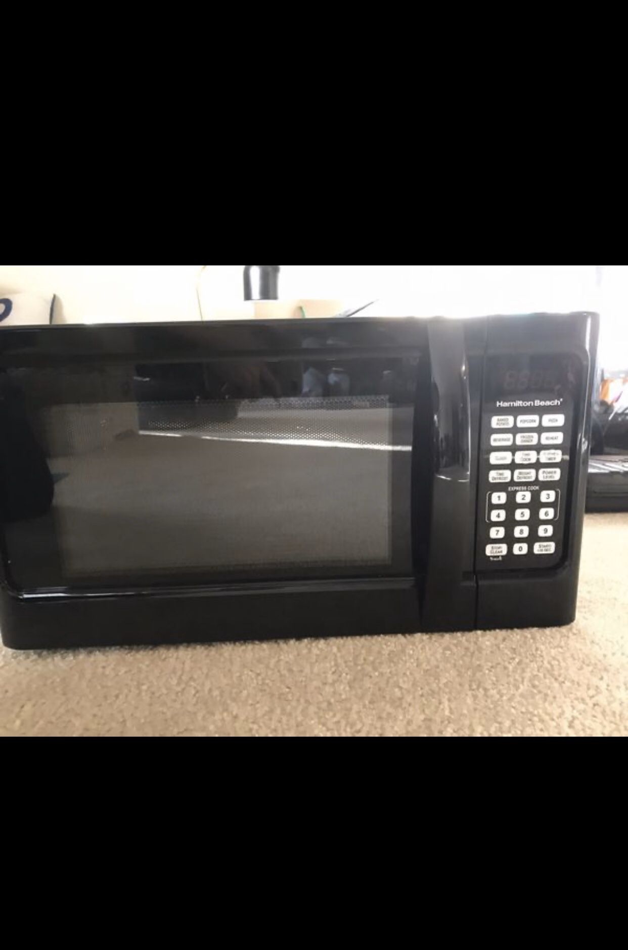 Large Hamilton Beach Microwave. GREAT CONDITION!