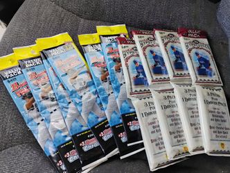 Topps baseball cards rookie