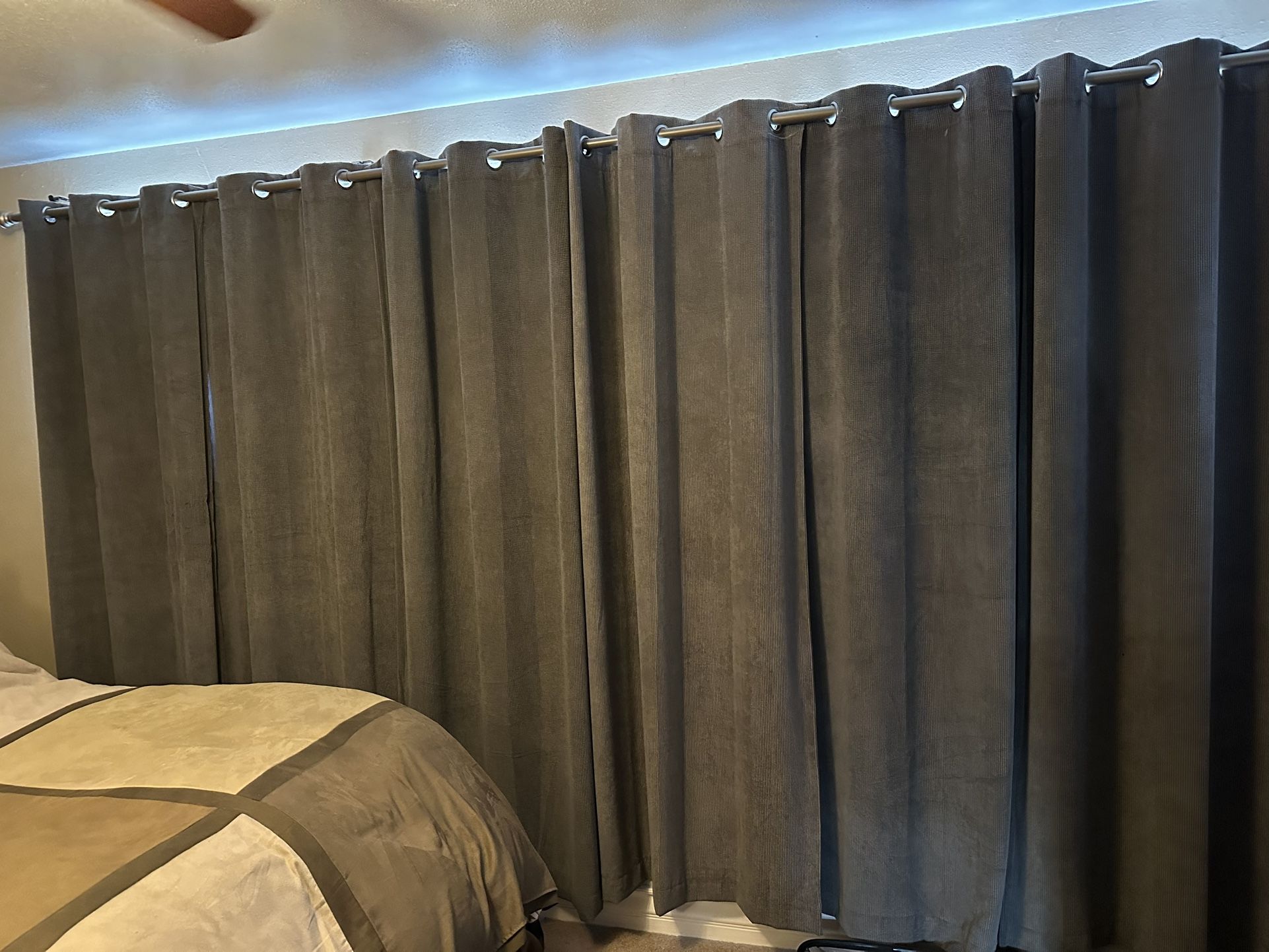 Ugg Window Panel Curtains 40x84 (18 of them)