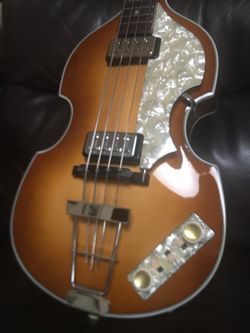 German Hofner V62 500/1