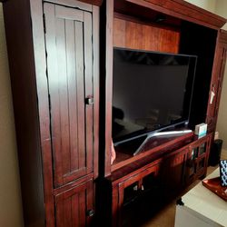 Entertainment Center With Storage Shelves 