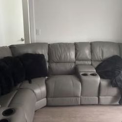 full sectional recliner as free ottoman 