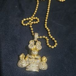 Gold Beads X Arthur Charm