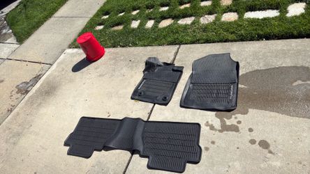 Factory floor mats for tundra crew max